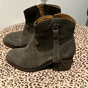 Born Alondra booties boots women's size 7.5 gray leather / suede heeled western
